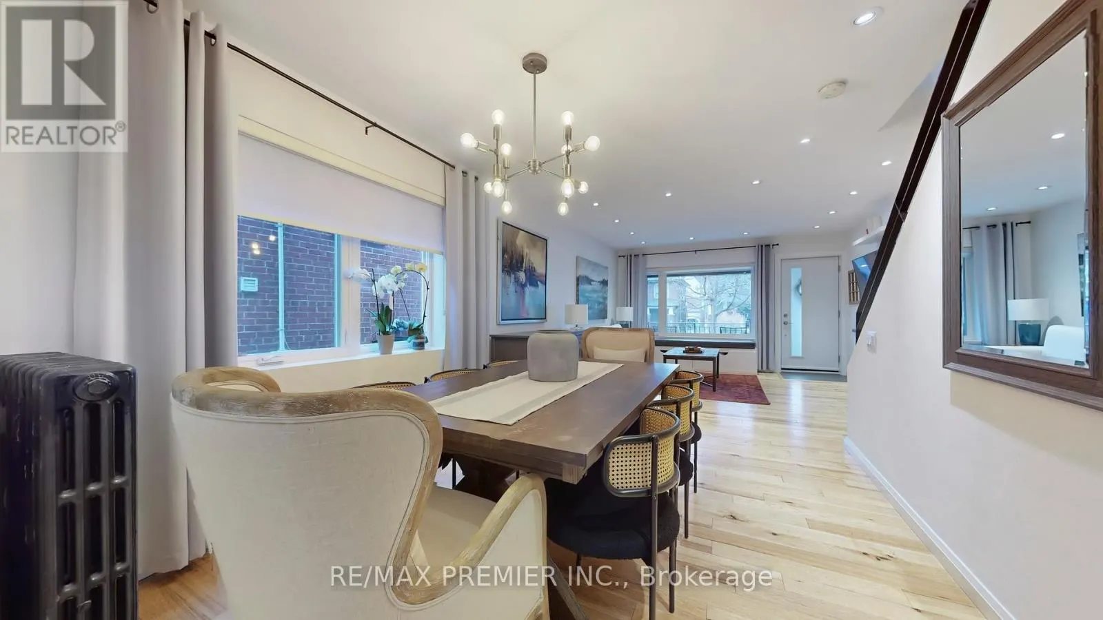 MAIN LEVEL - 27 HECTOR AVENUE