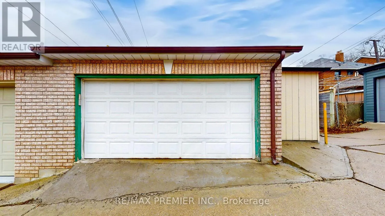 MAIN LEVEL - 27 HECTOR AVENUE