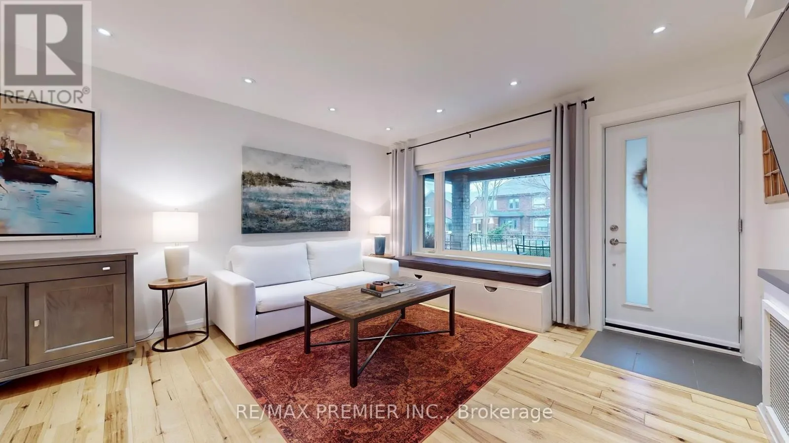 MAIN LEVEL - 27 HECTOR AVENUE