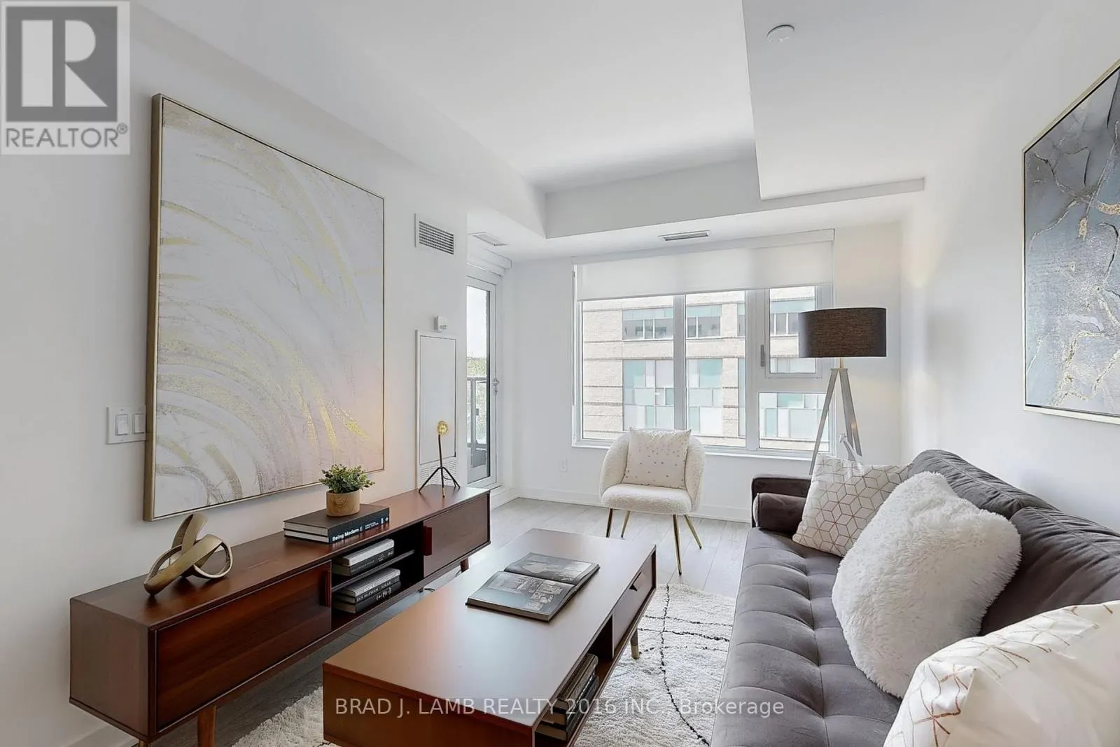 545 - 543 RICHMOND STREET W