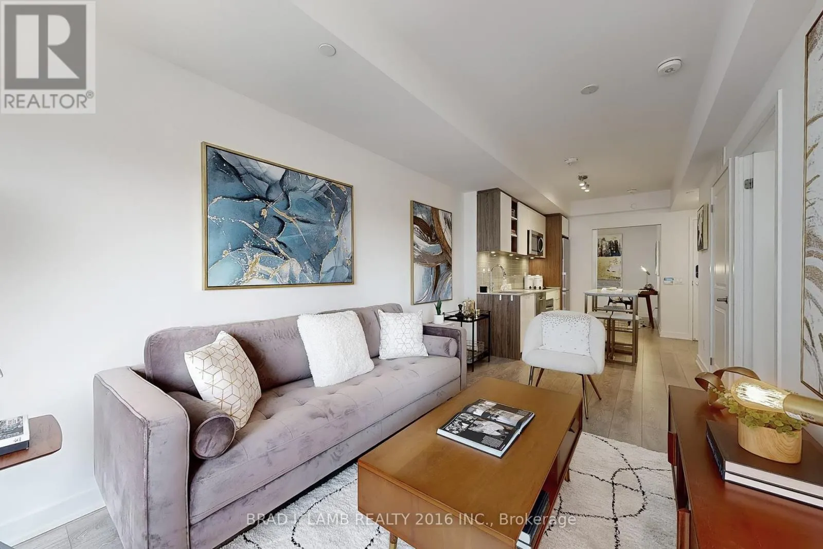 545 - 543 RICHMOND STREET W