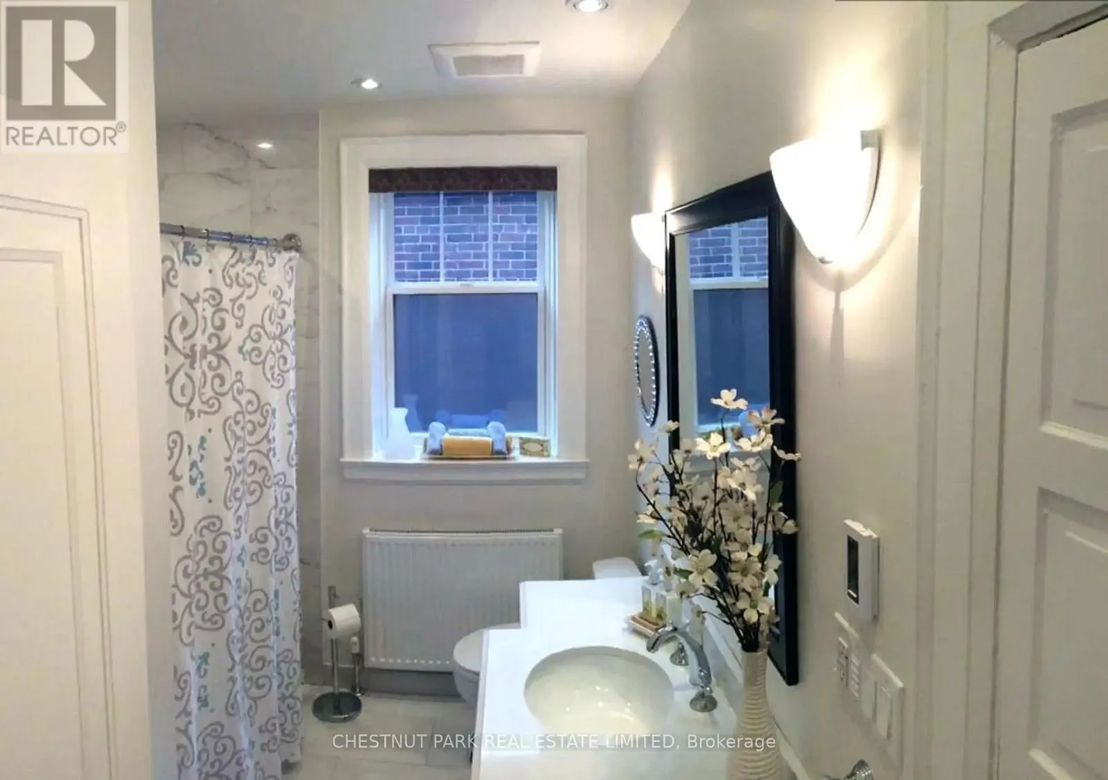 UPPER - 472 ORIOLE PARKWAY