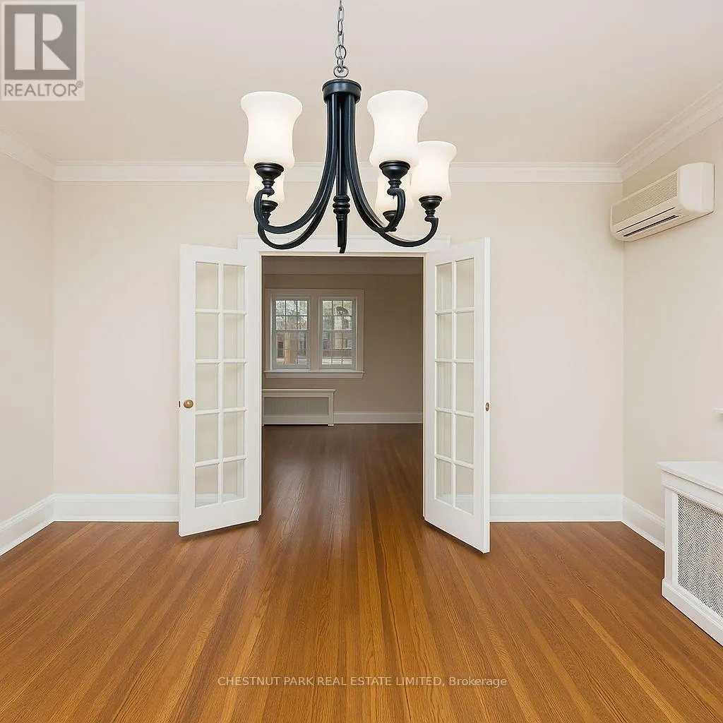 UPPER - 472 ORIOLE PARKWAY
