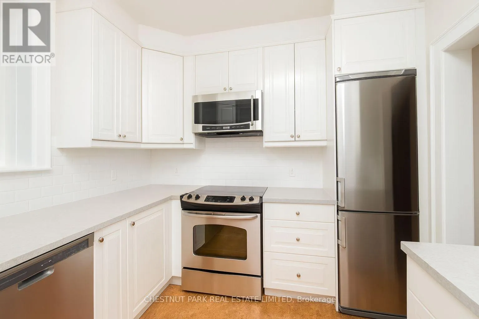 UPPER - 472 ORIOLE PARKWAY