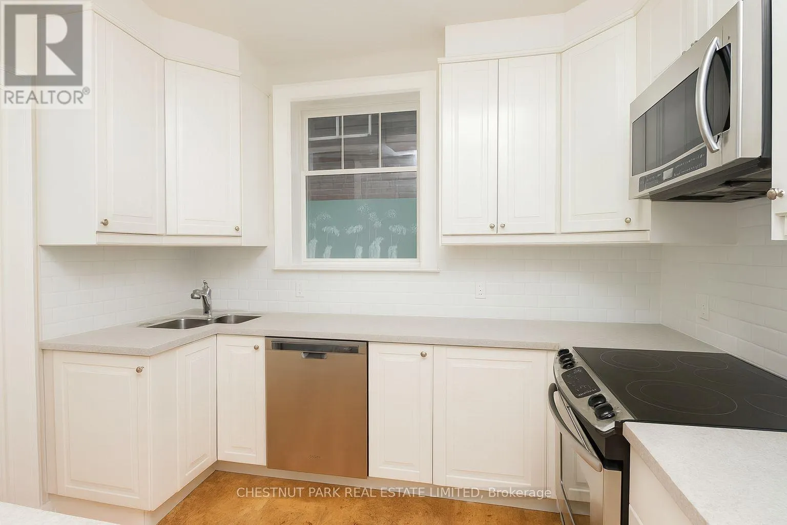 UPPER - 472 ORIOLE PARKWAY