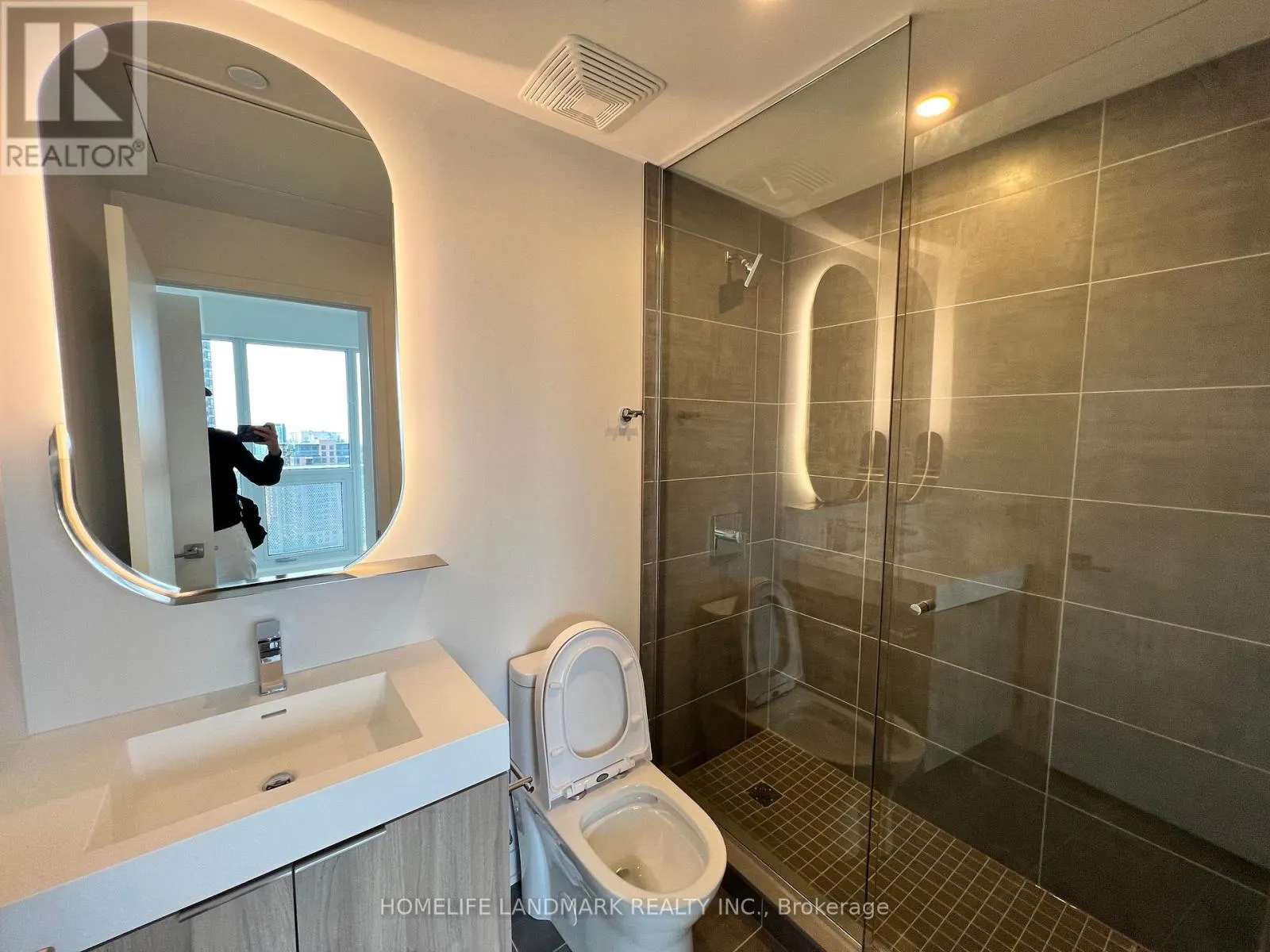 1512 - 15 HOLMES AVENUE