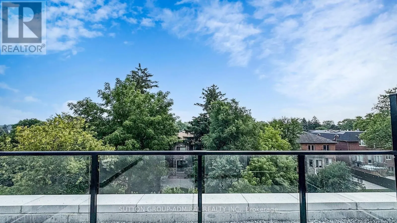 TH20 - 851 SHEPPARD AVENUE W