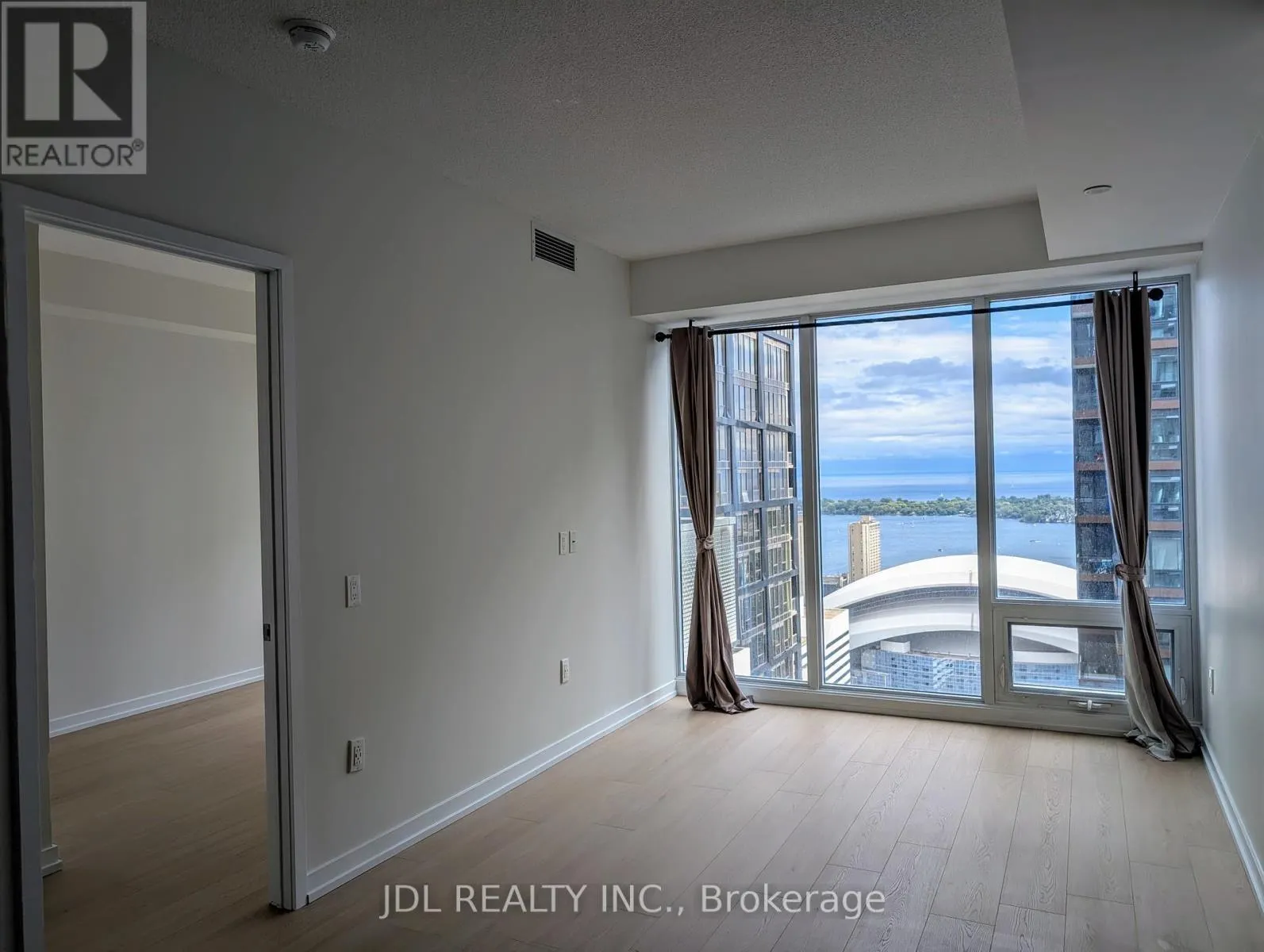 4701 - 125 BLUE JAYS WAY