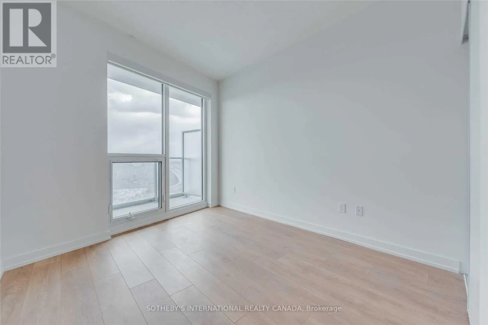 3109 - 117 MCMAHON DRIVE