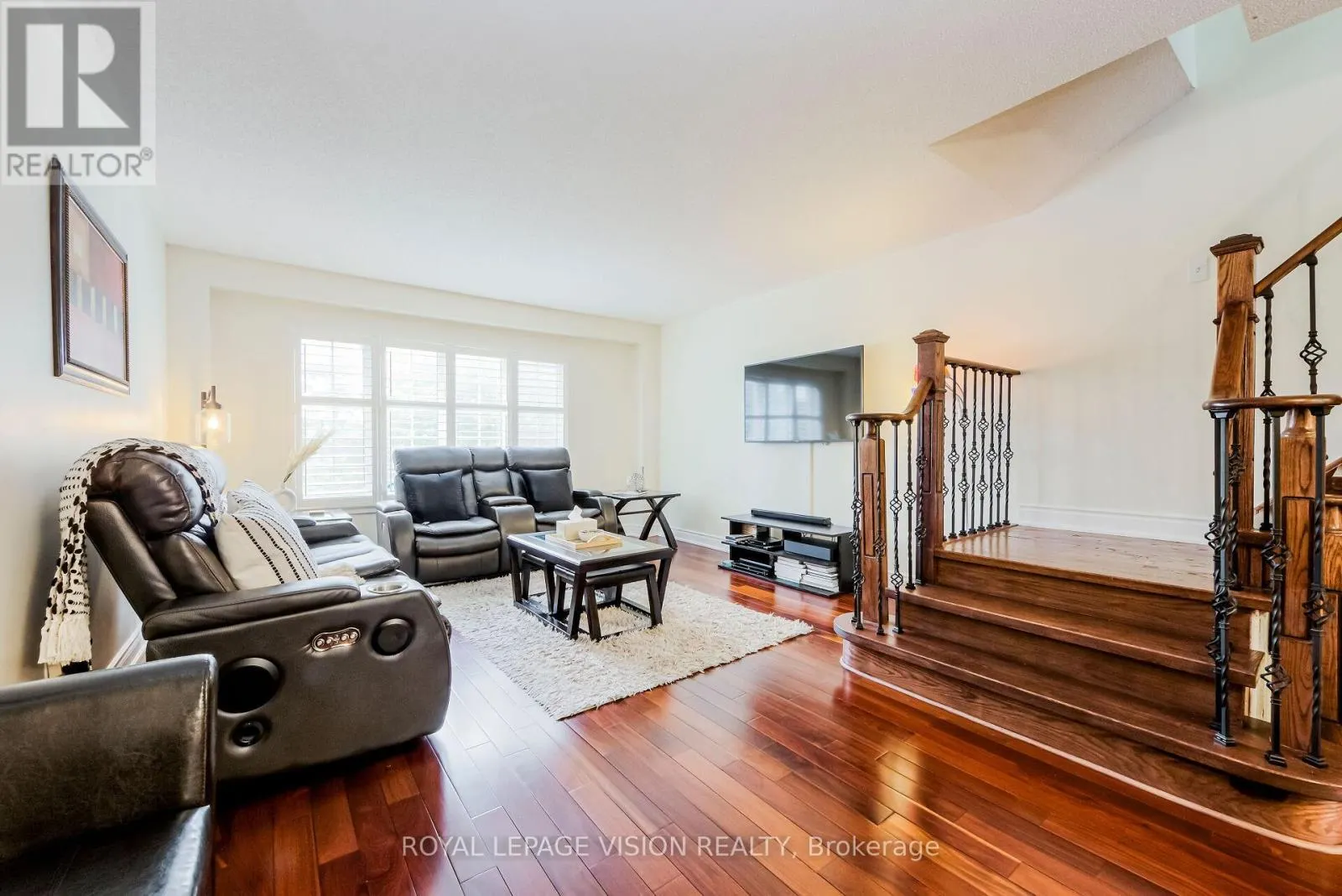 53 HOBSON AVENUE