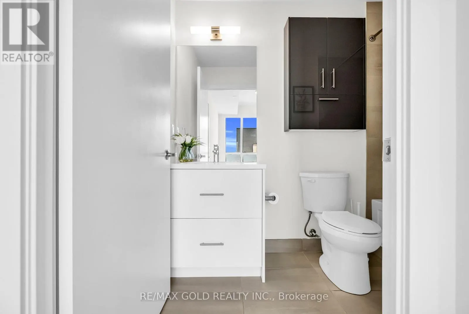 2101 - 188 FAIRVIEW MALL DRIVE