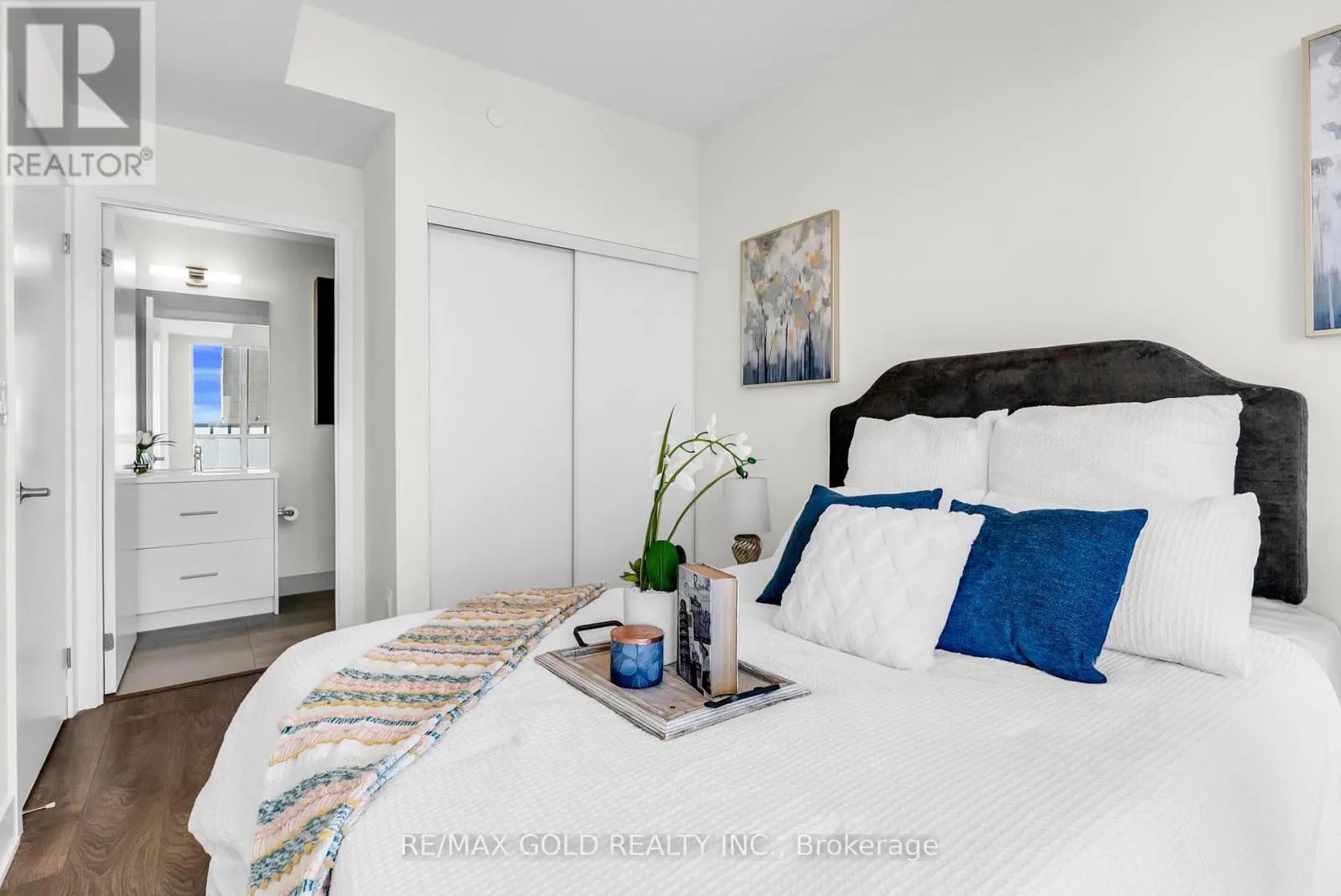 2101 - 188 FAIRVIEW MALL DRIVE