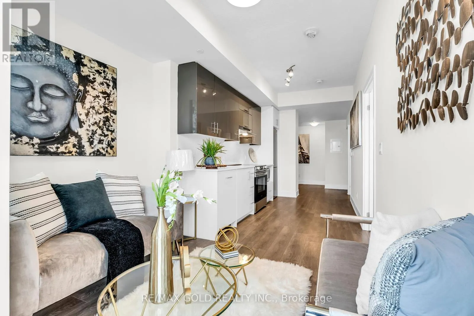 2101 - 188 FAIRVIEW MALL DRIVE