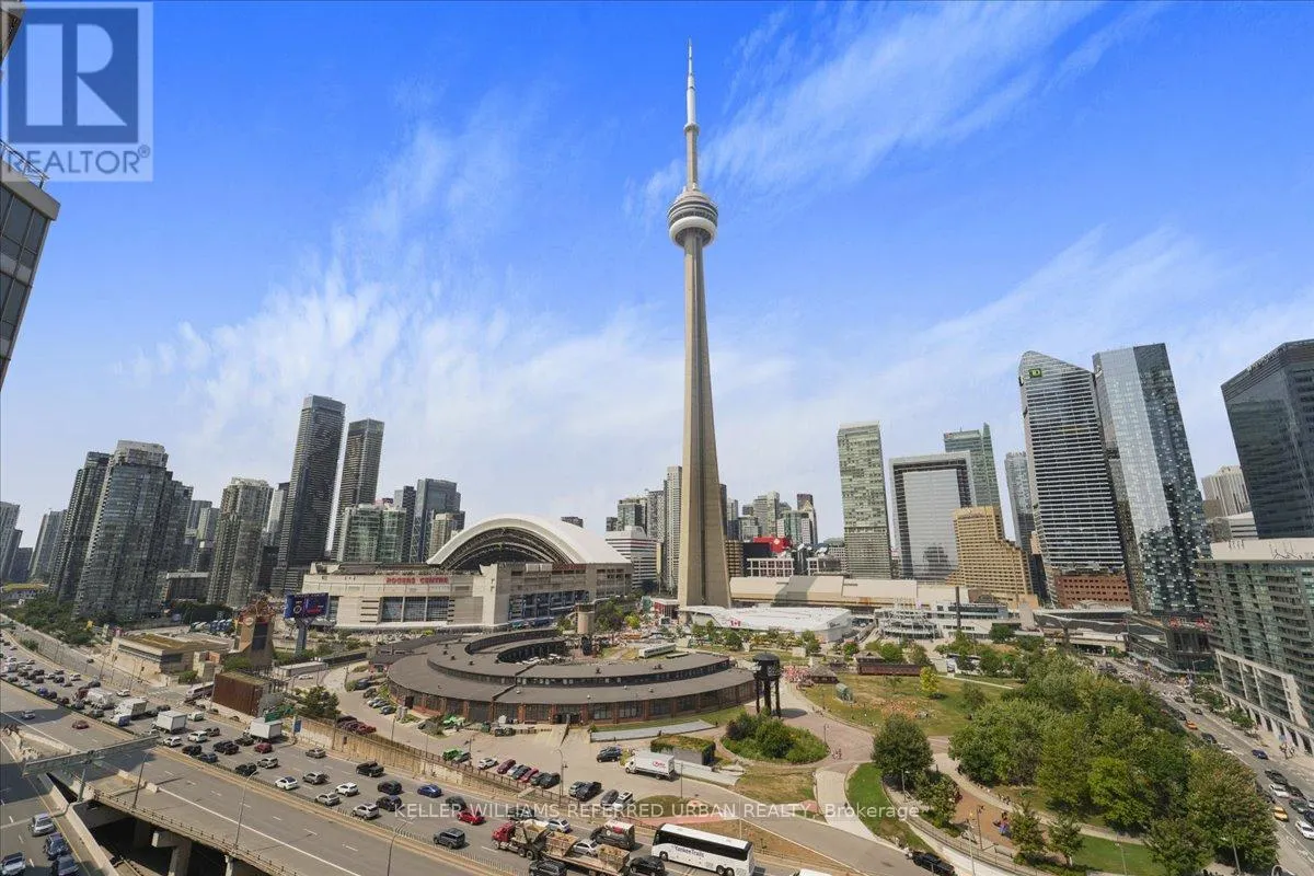 2011 - 228 QUEENS QUAY W
