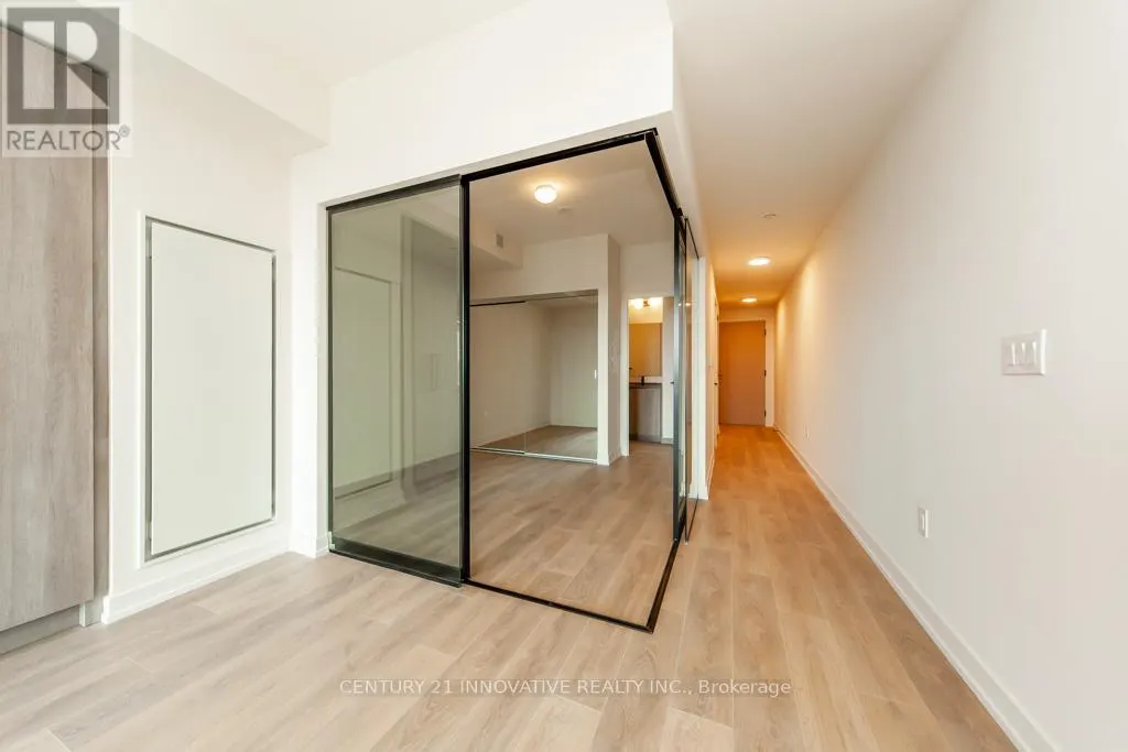 1206 - 181 STERLING ROAD