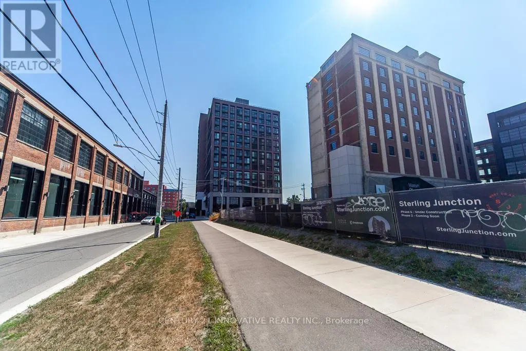 1206 - 181 STERLING ROAD