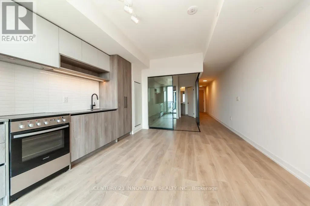 1406 - 181 STERLING ROAD