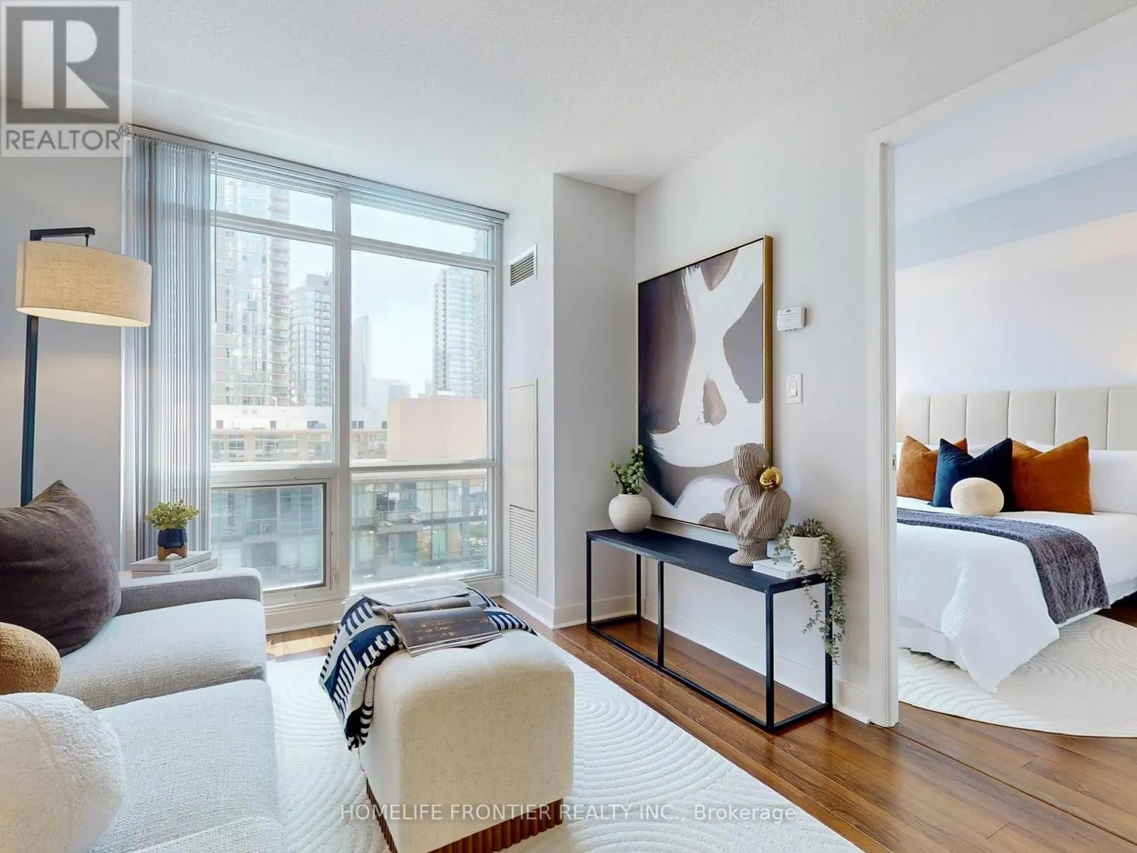 1109 - 15 FORT YORK BOULEVARD