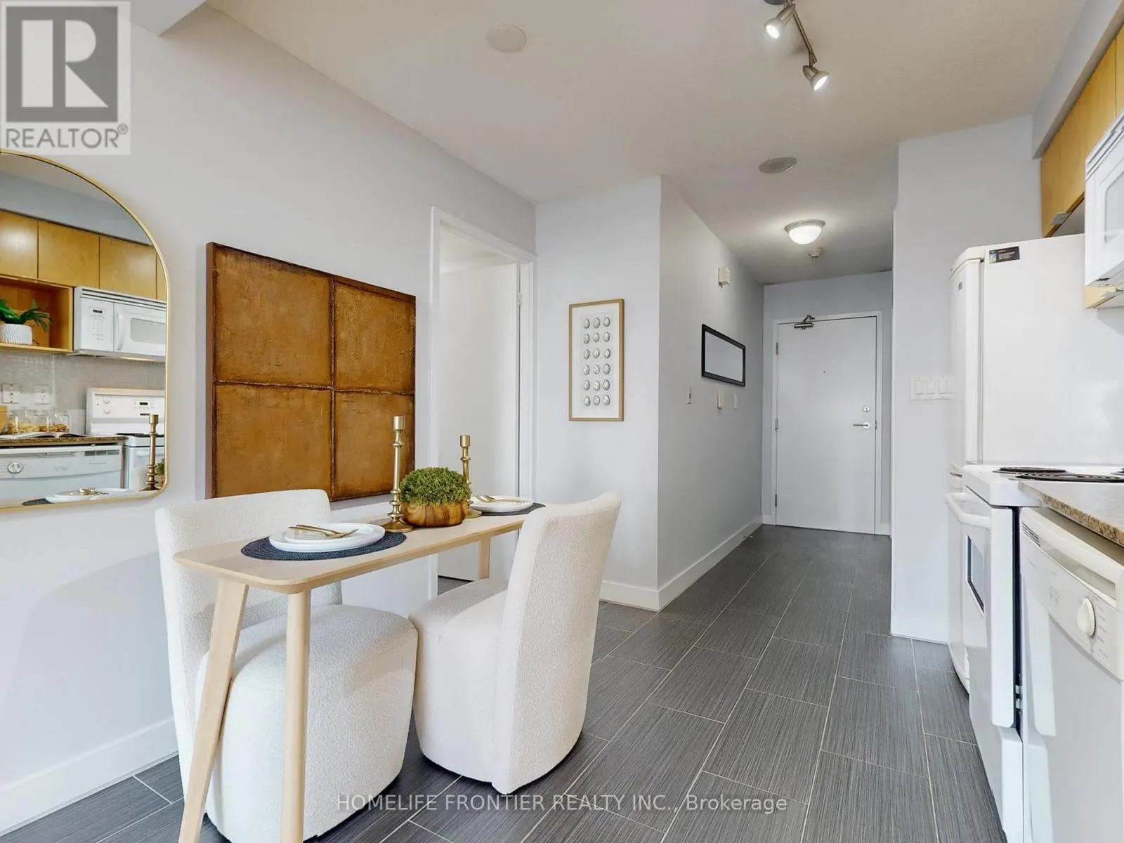 1109 - 15 FORT YORK BOULEVARD