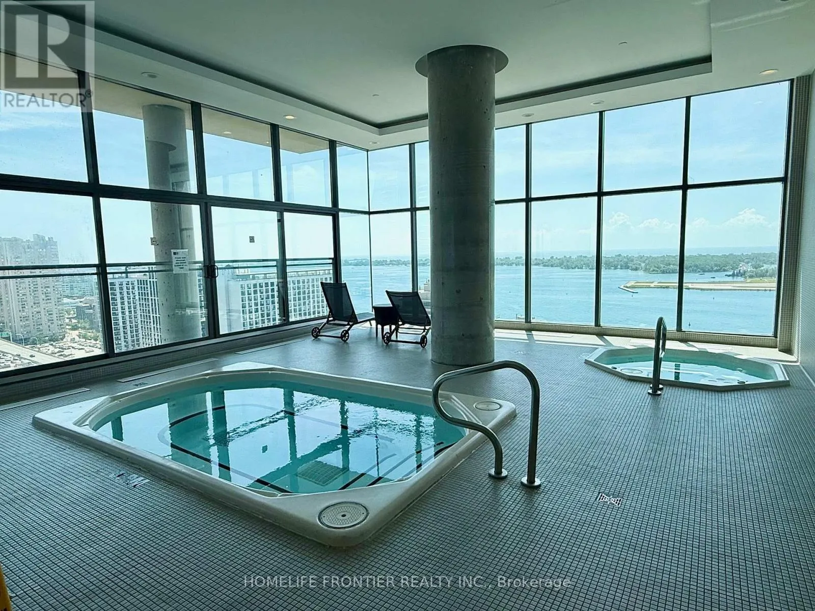 1109 - 15 FORT YORK BOULEVARD