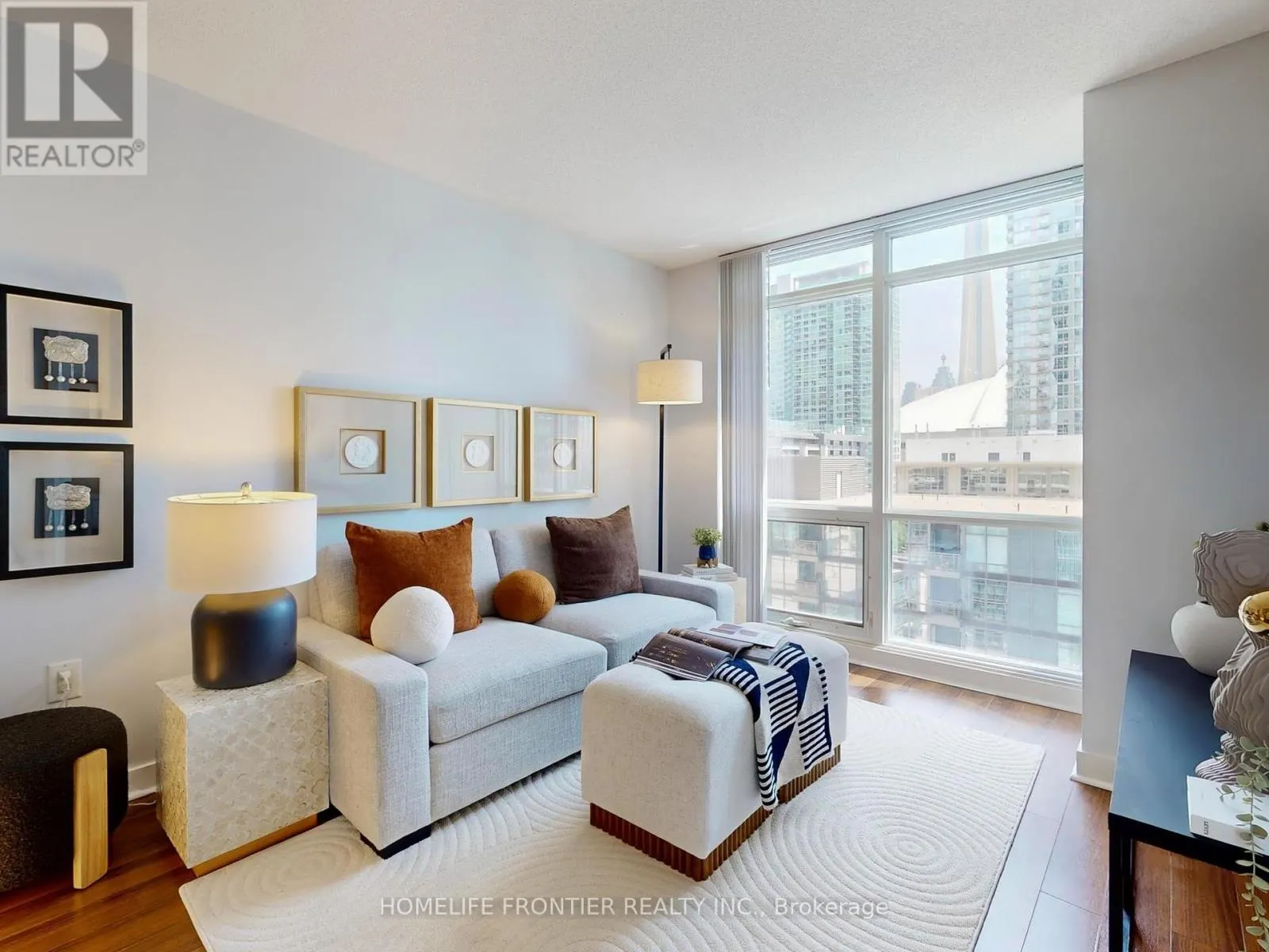 1109 - 15 FORT YORK BOULEVARD