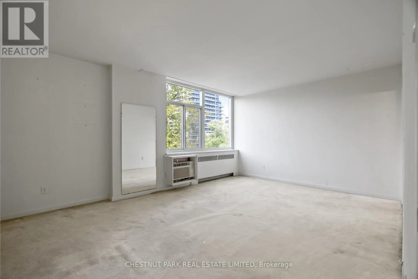 602 - 500 AVENUE ROAD
