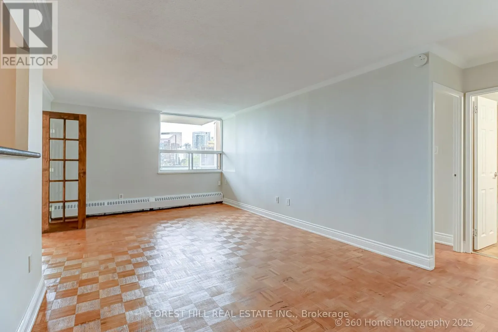 403 - 5949 YONGE STREET