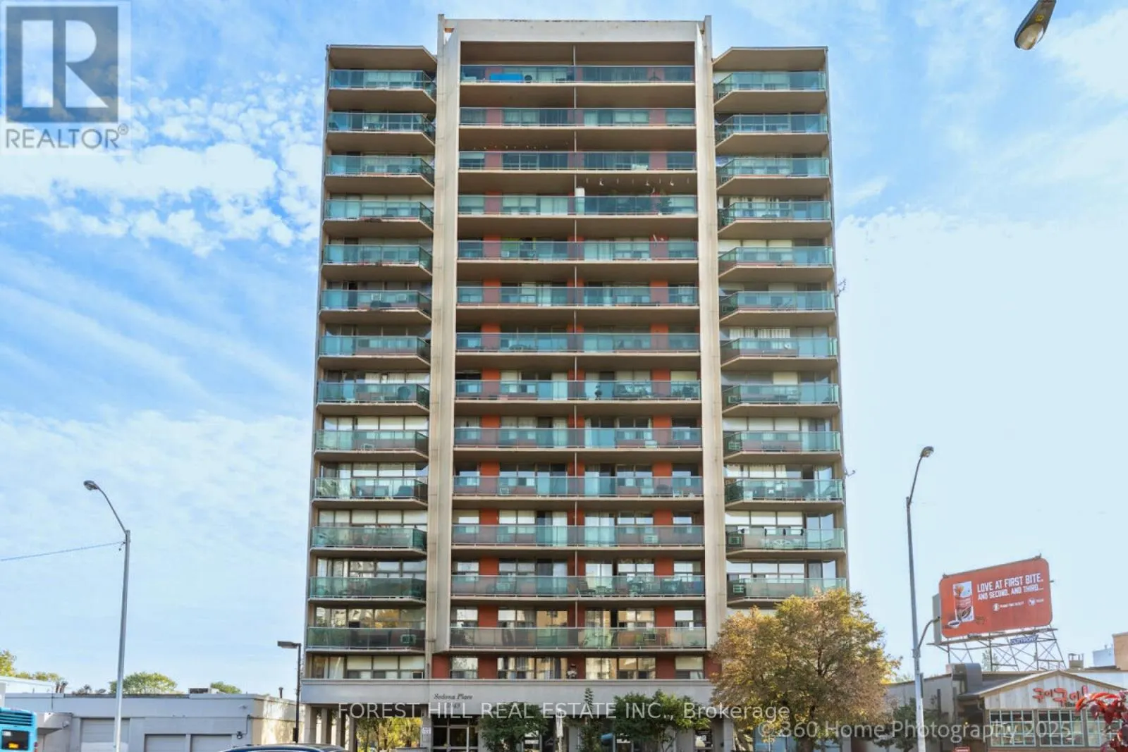 403 - 5949 YONGE STREET