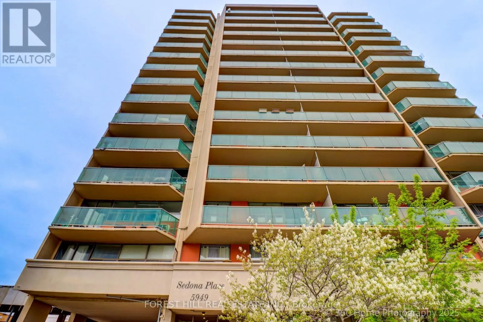 403 - 5949 YONGE STREET