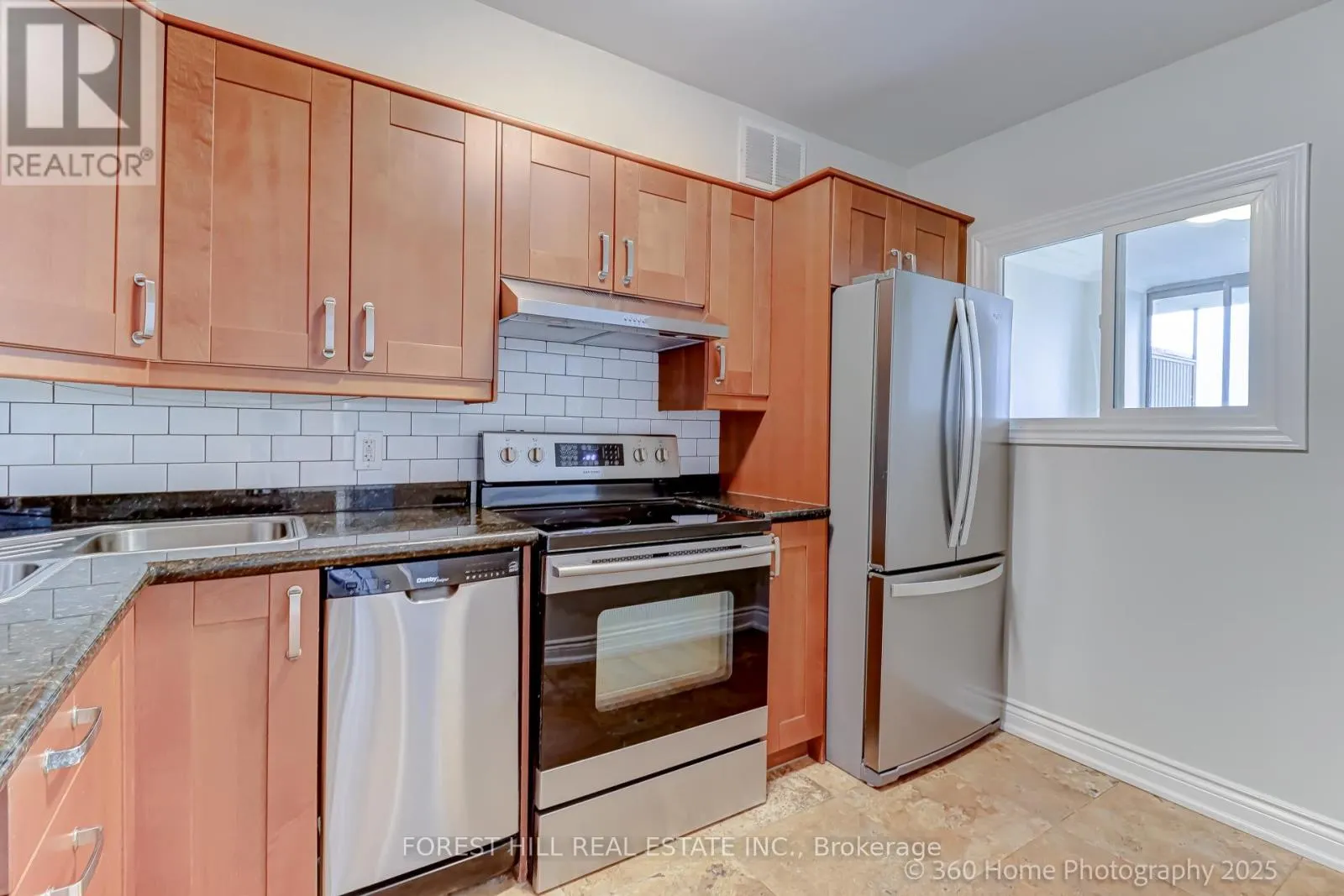 403 - 5949 YONGE STREET