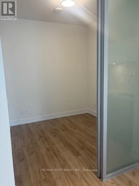352 - 25 ADRA GRANDO WAY