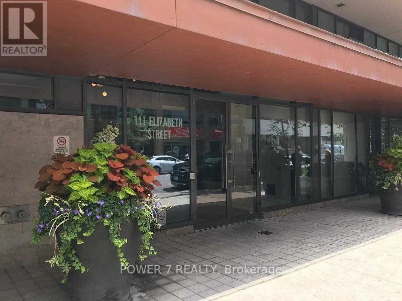 1527 - 111 ELIZABETH STREET