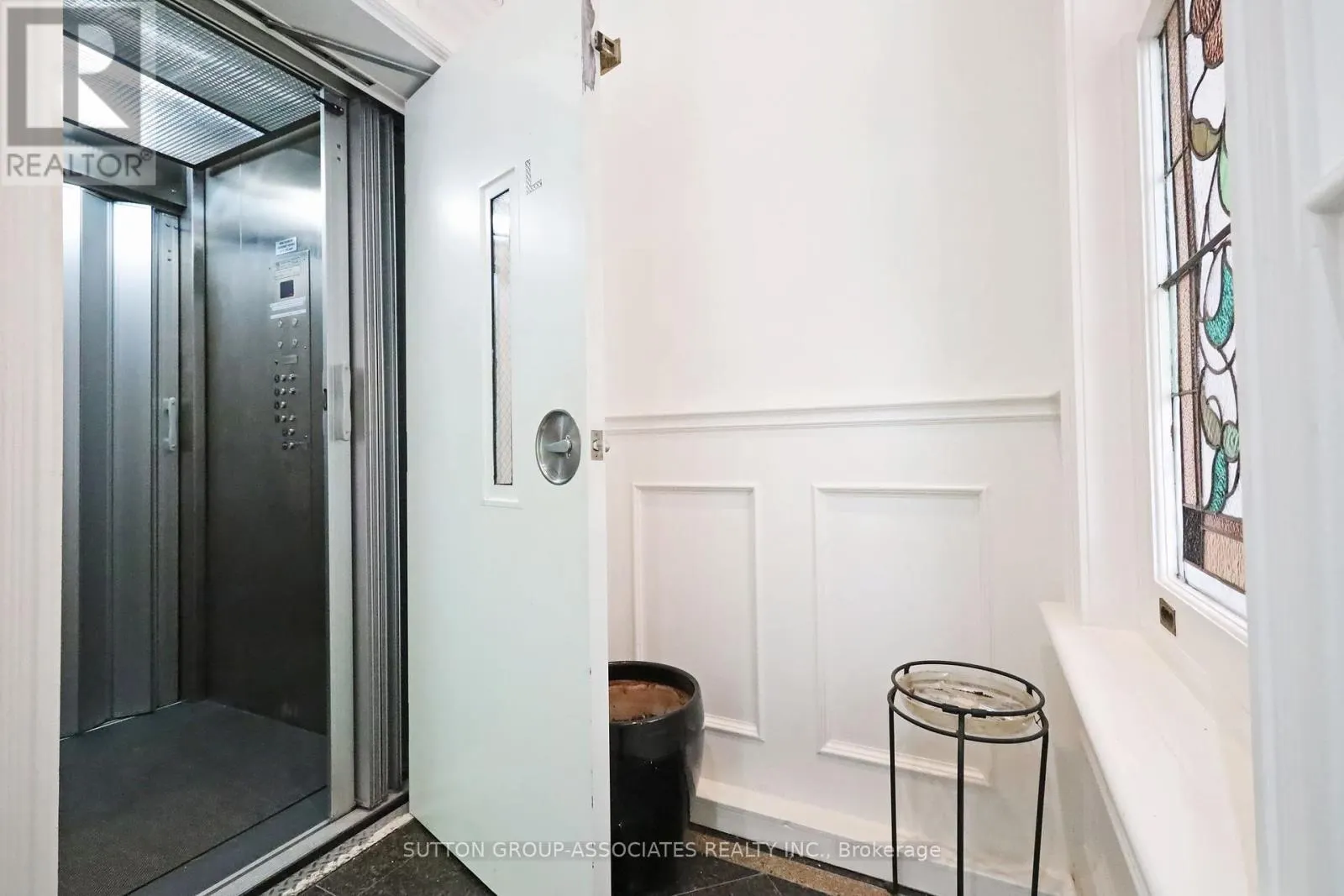3 - 120 BEDFORD ROAD