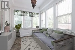 3 - 120 BEDFORD ROAD