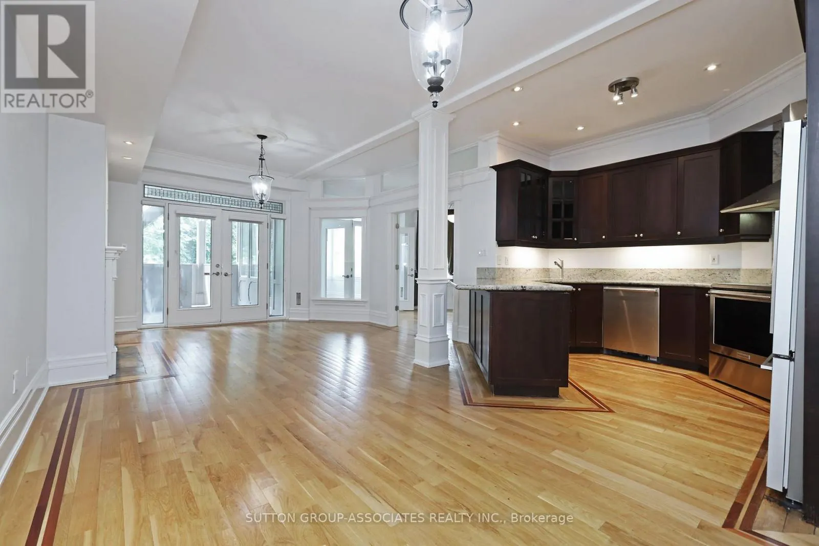 3 - 120 BEDFORD ROAD