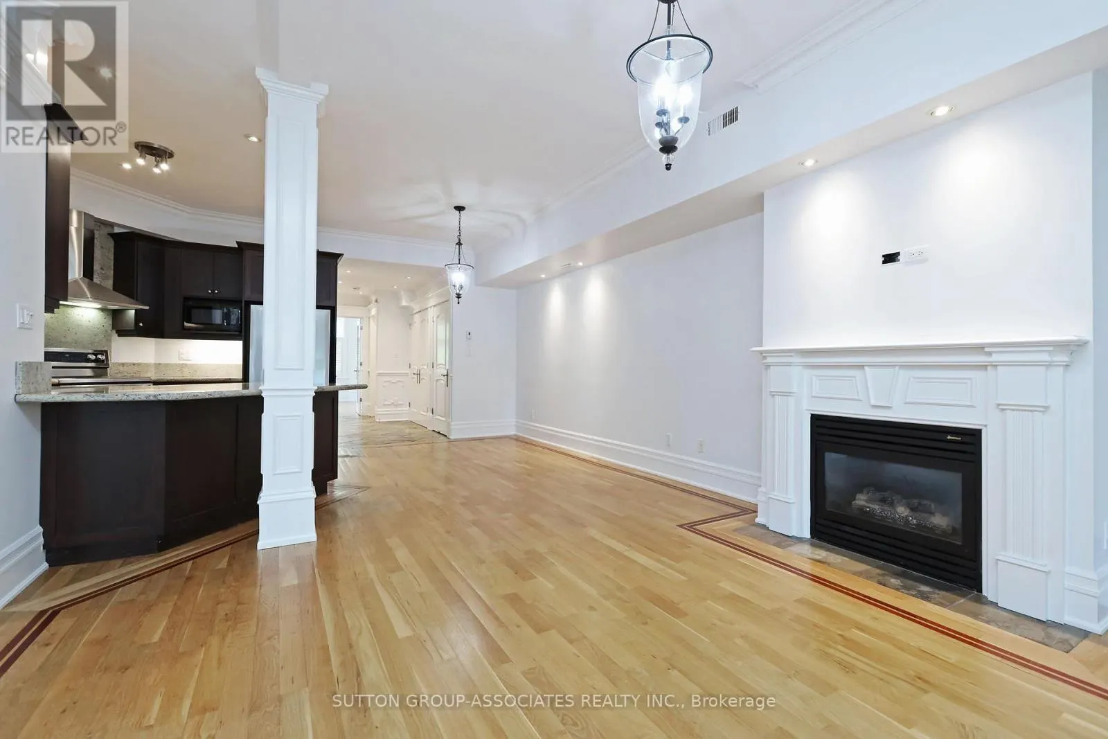 3 - 120 BEDFORD ROAD