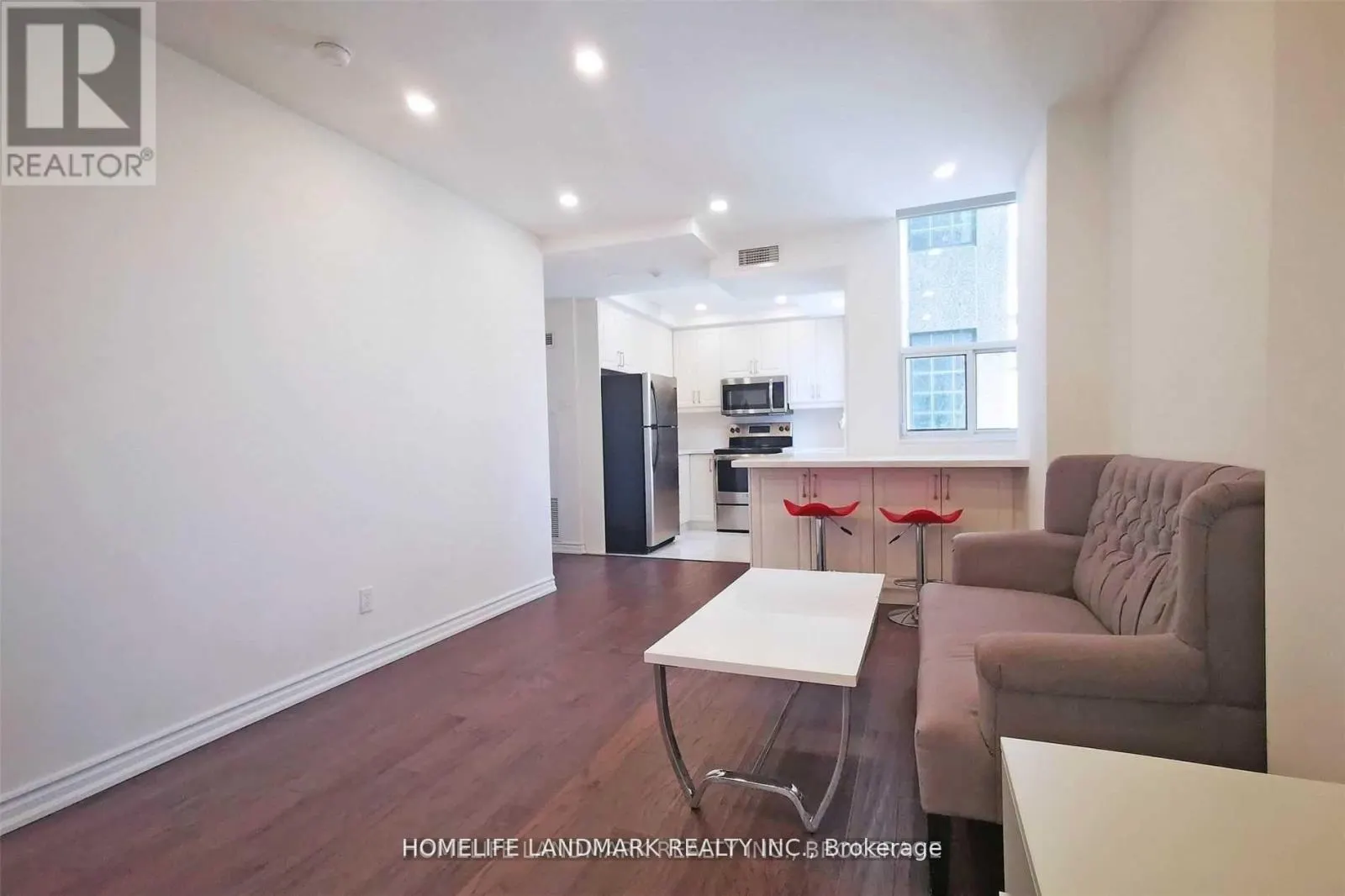 1108 - 55 BLOOR STREET E