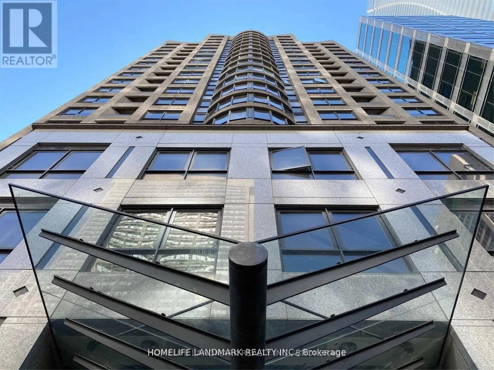 1108 - 55 BLOOR STREET E