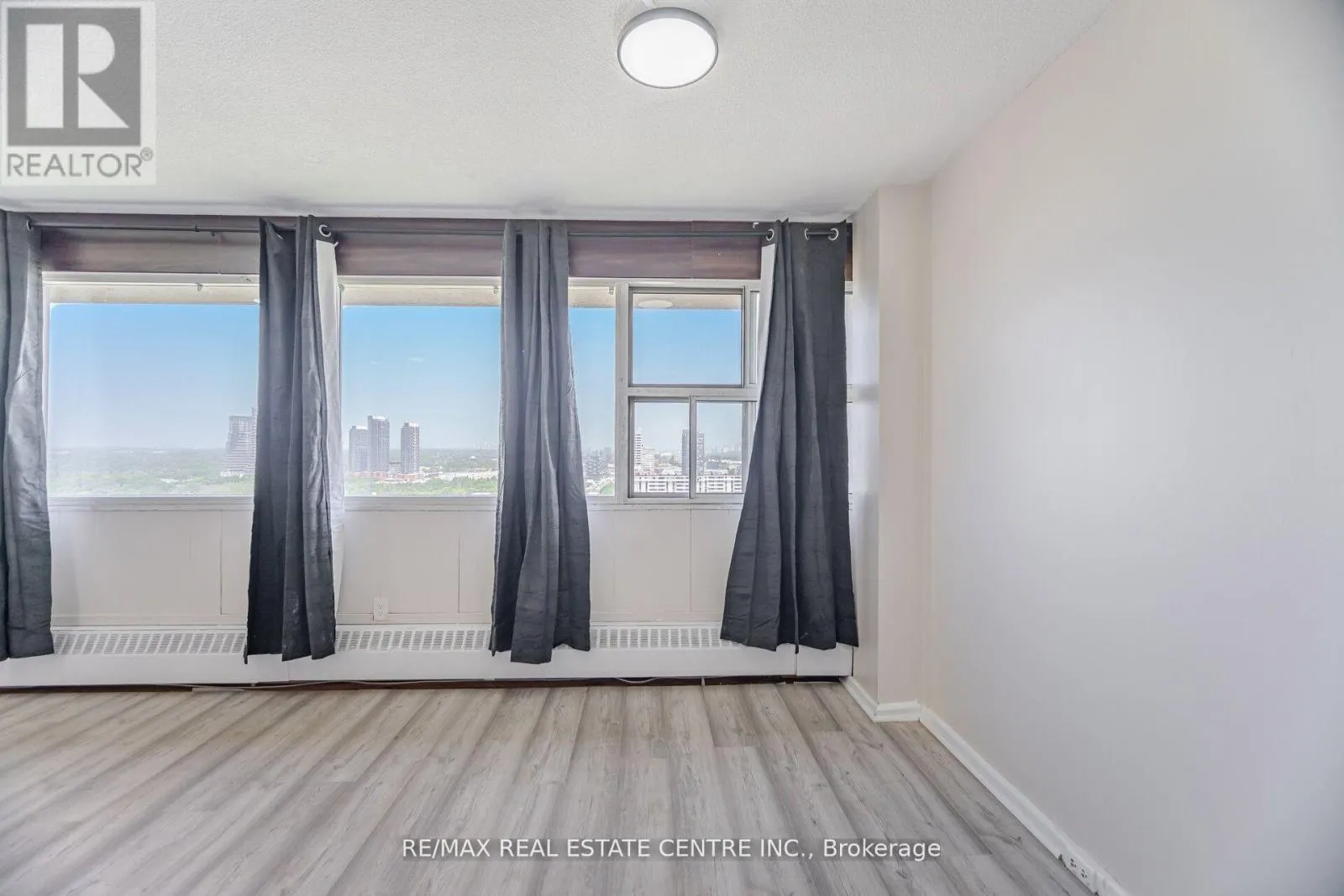 2601 - 735 DON MILLS ROAD
