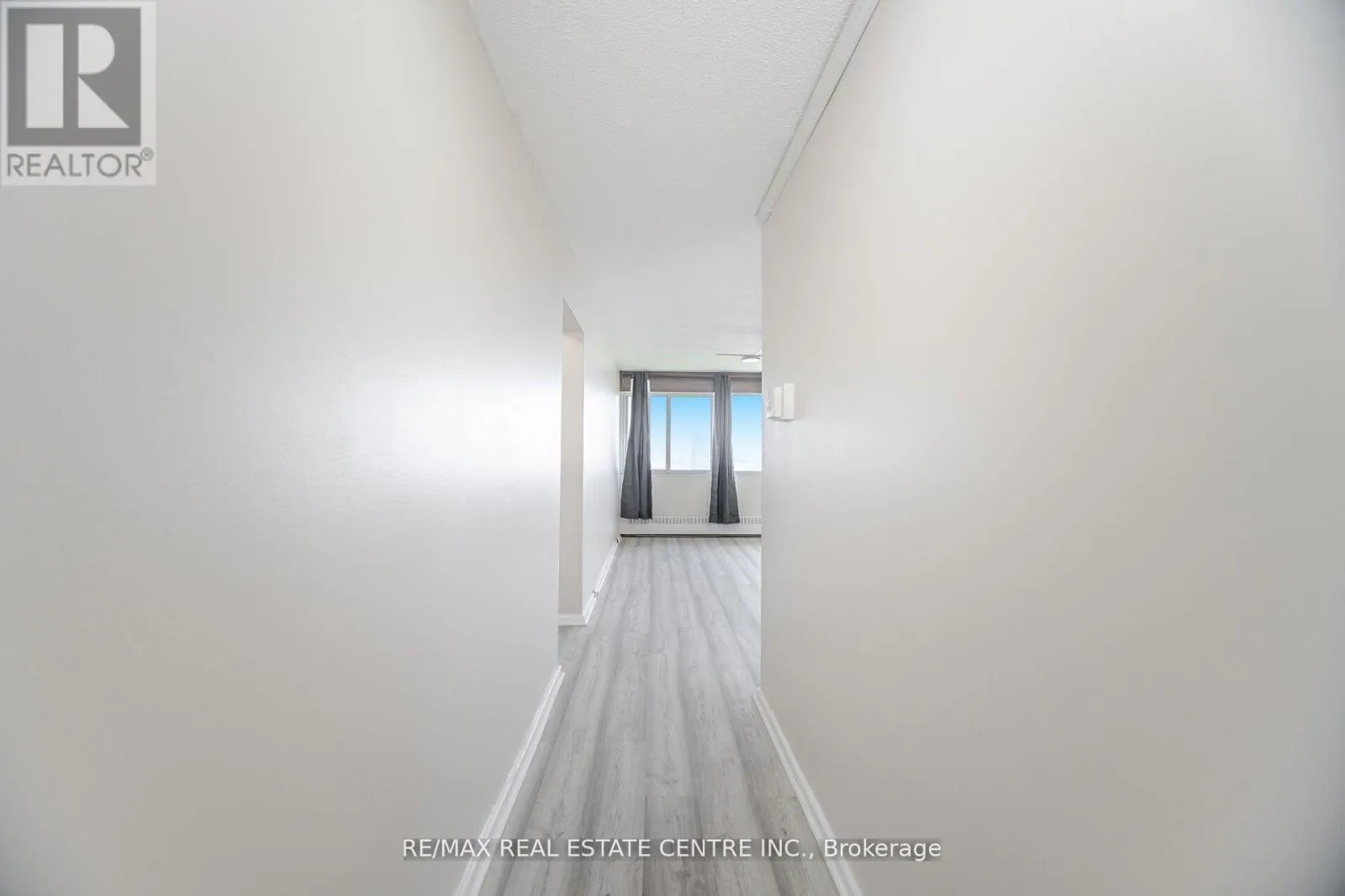 2601 - 735 DON MILLS ROAD
