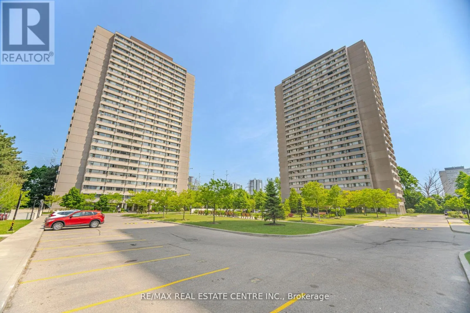 2601 - 735 DON MILLS ROAD