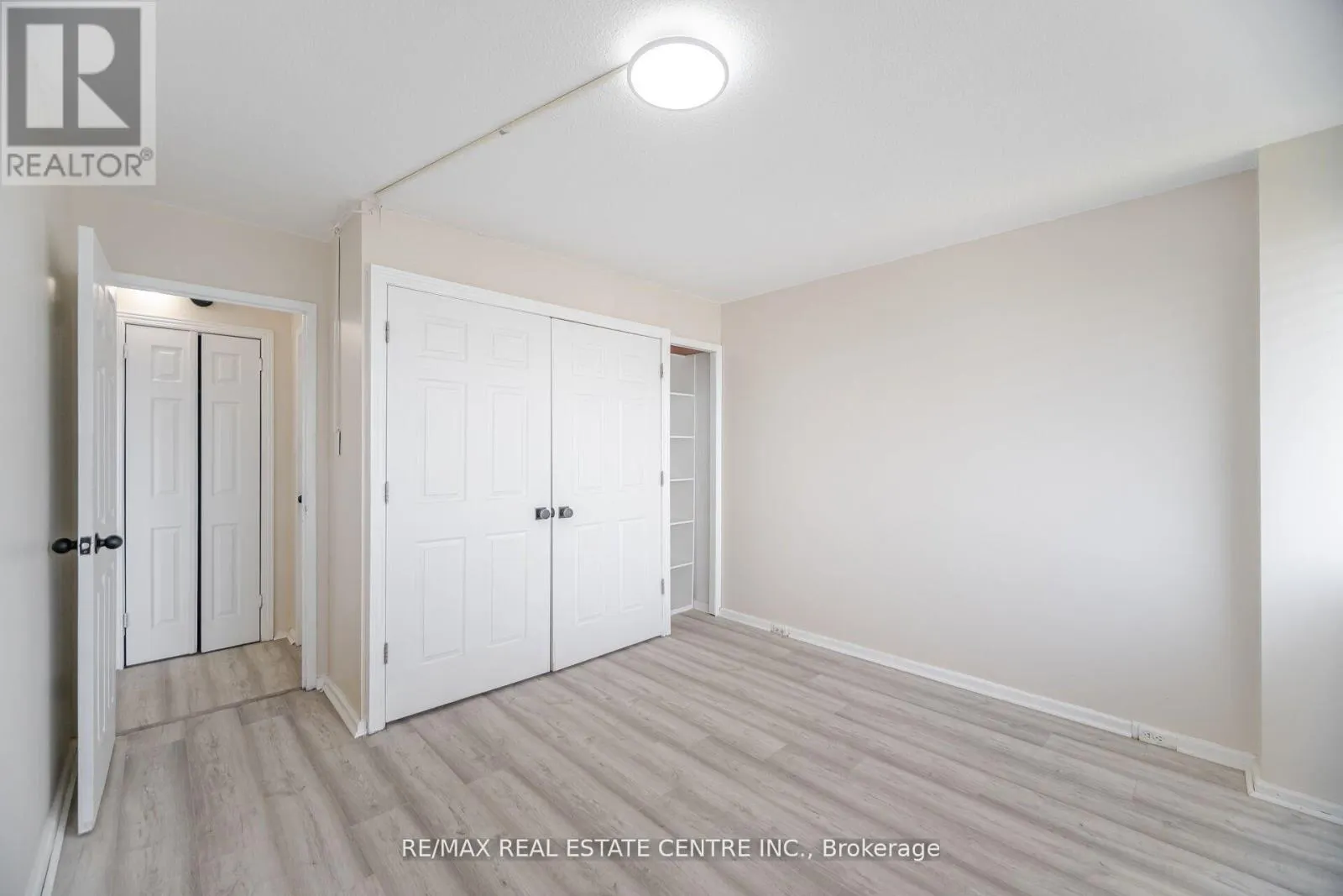 2601 - 735 DON MILLS ROAD