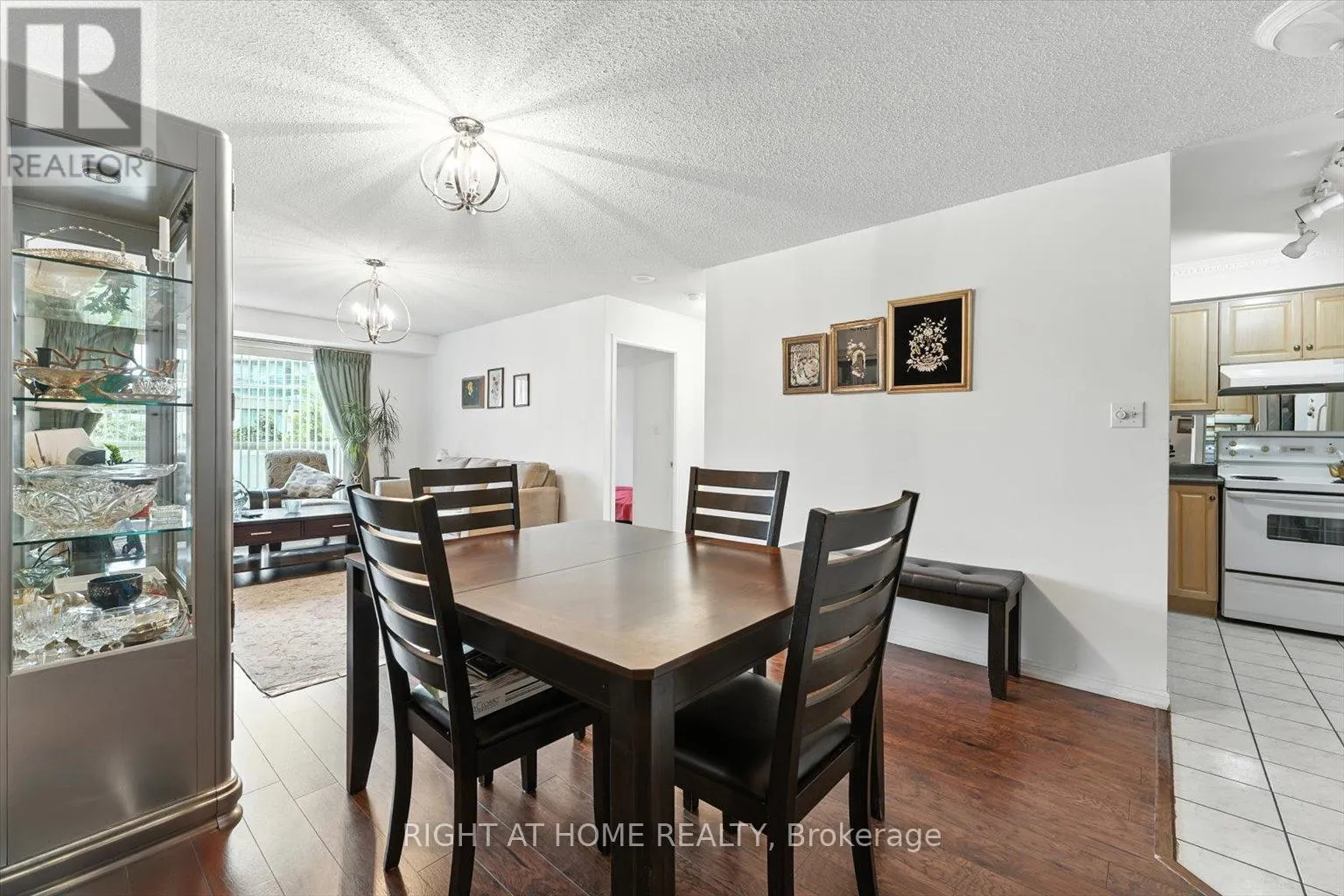 308 - 23 LORRAINE DRIVE