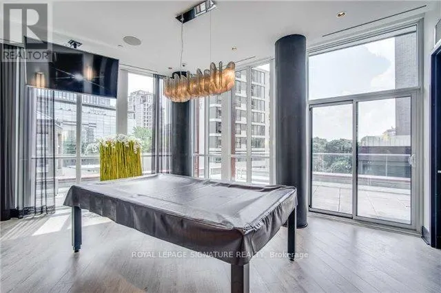 607 - 32 DAVENPORT ROAD