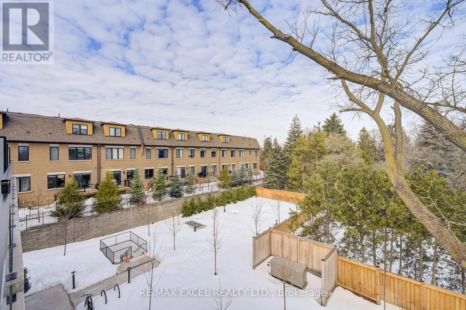 26 - 51 WINLOCK PARK
