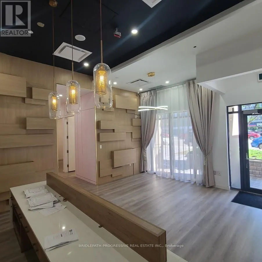 6 - 650 SHEPPARD AVENUE E