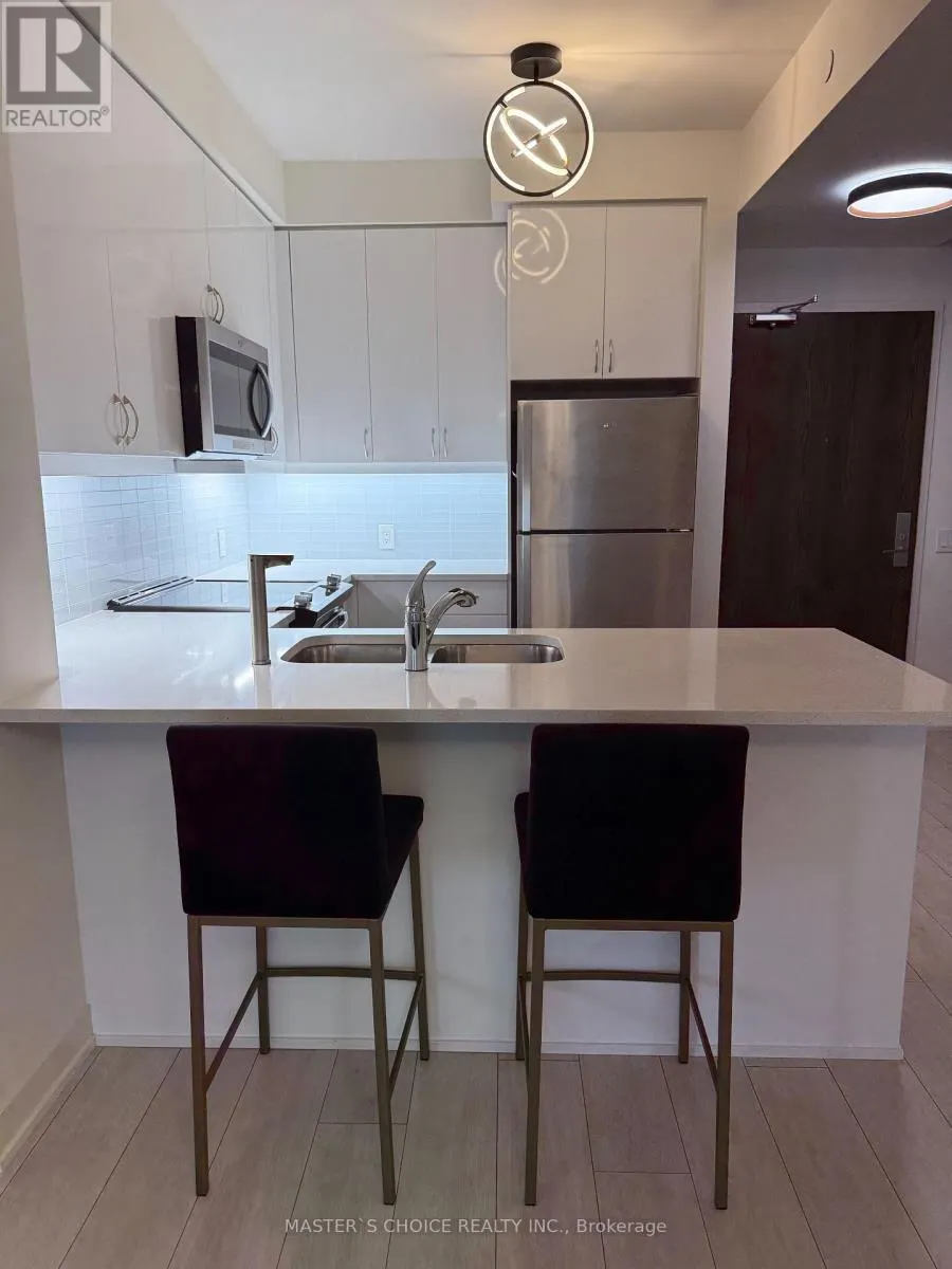 605 - 4955 YONGE STREET