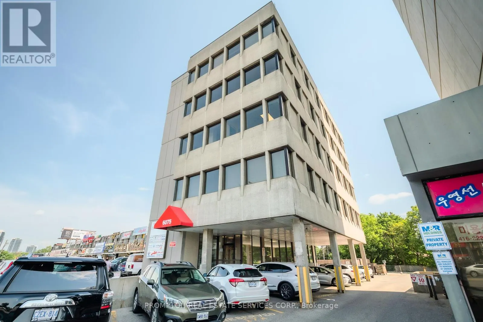 3RD FLOOR - 6075 YONGE STREET