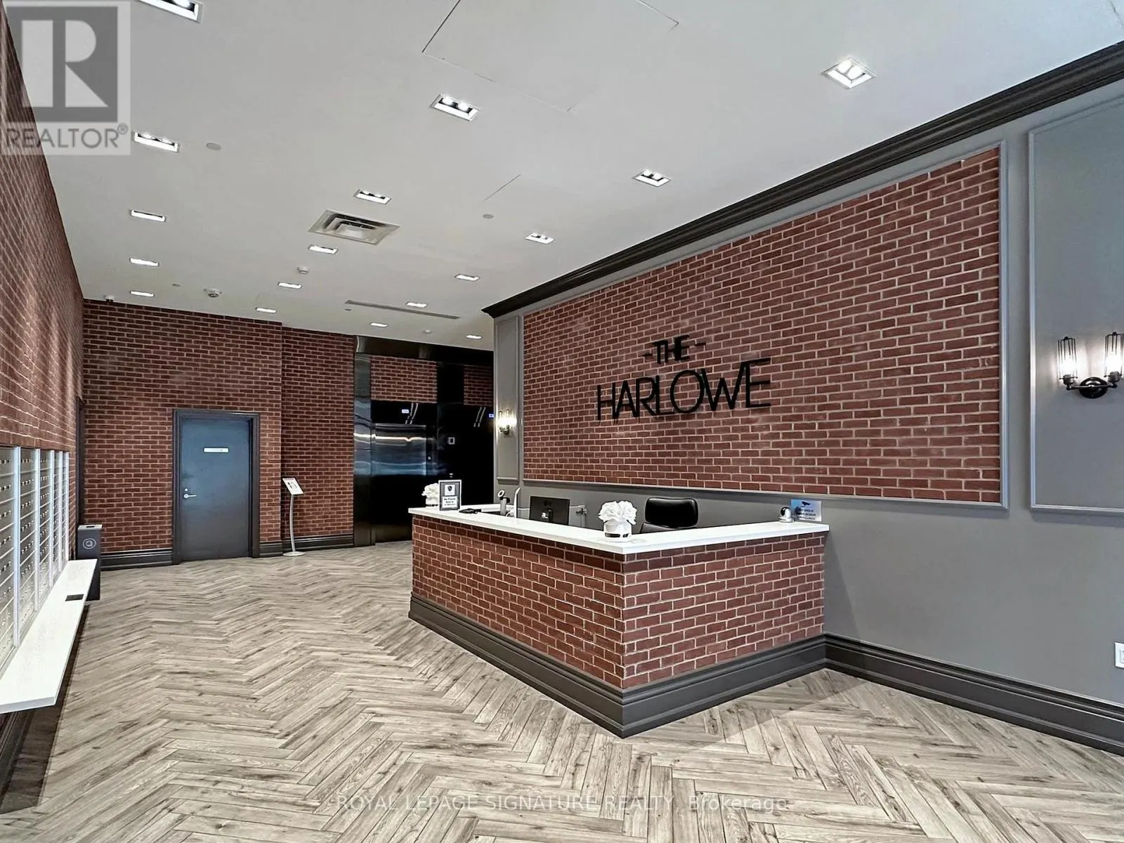 1105 - 608 RICHMOND STREET W