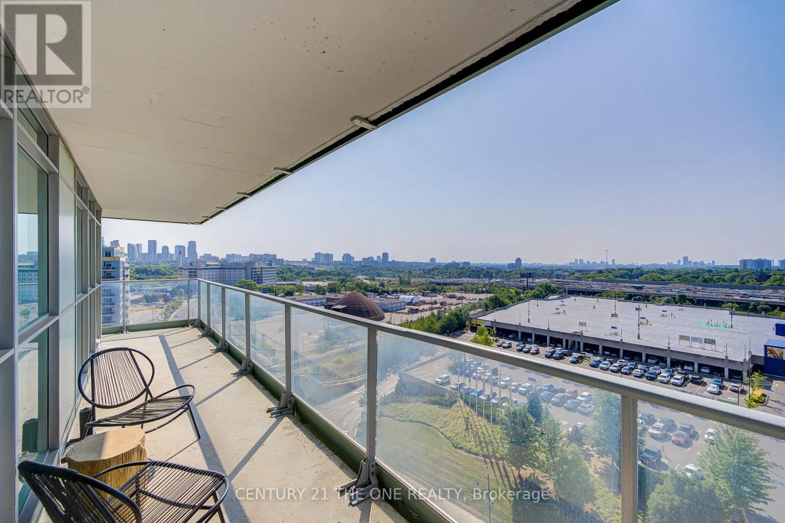 1011 - 29 SINGER COURT